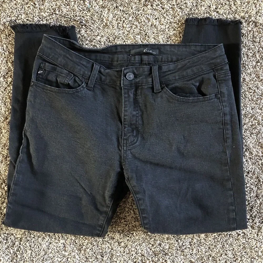 KanCan Women's Mid Rise Super‎ Skinny Jeans Size W13/30